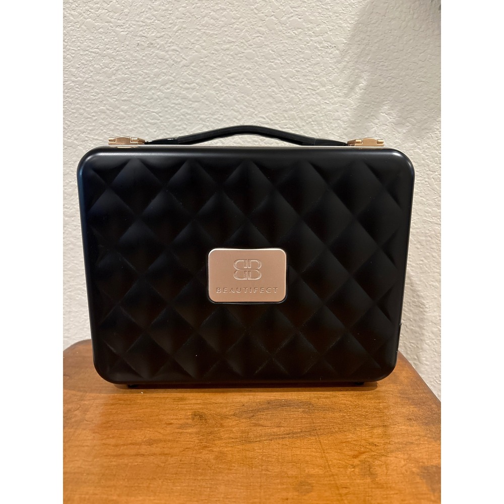 BEAUTIFECT Black Quilted Makeup Train Case Mirror LED Lights USB Charging